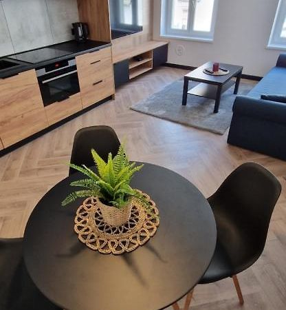 Apartament Ksiaz Świebodzice Exterior photo